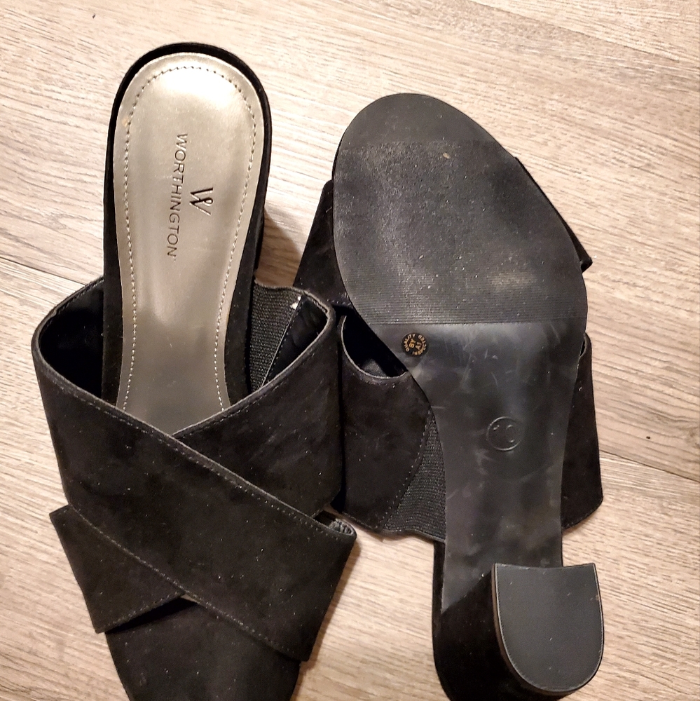 Black heeled sandals